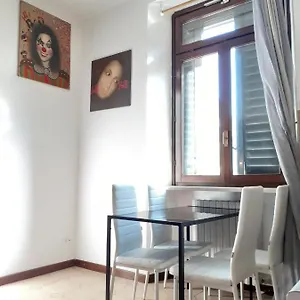 Marghera Indipendente , Milano Italia