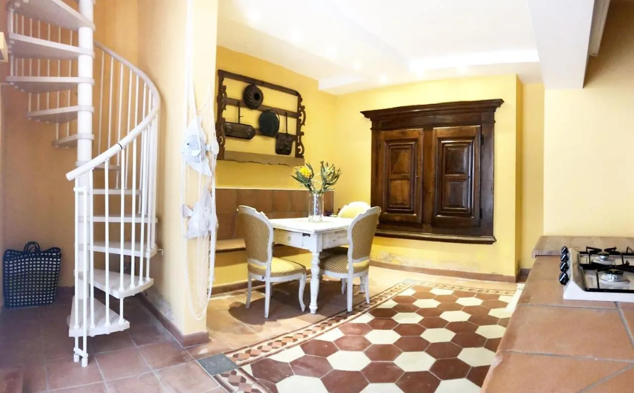 Luxury House Il Borgo Antico Apartment Casale Marittimo